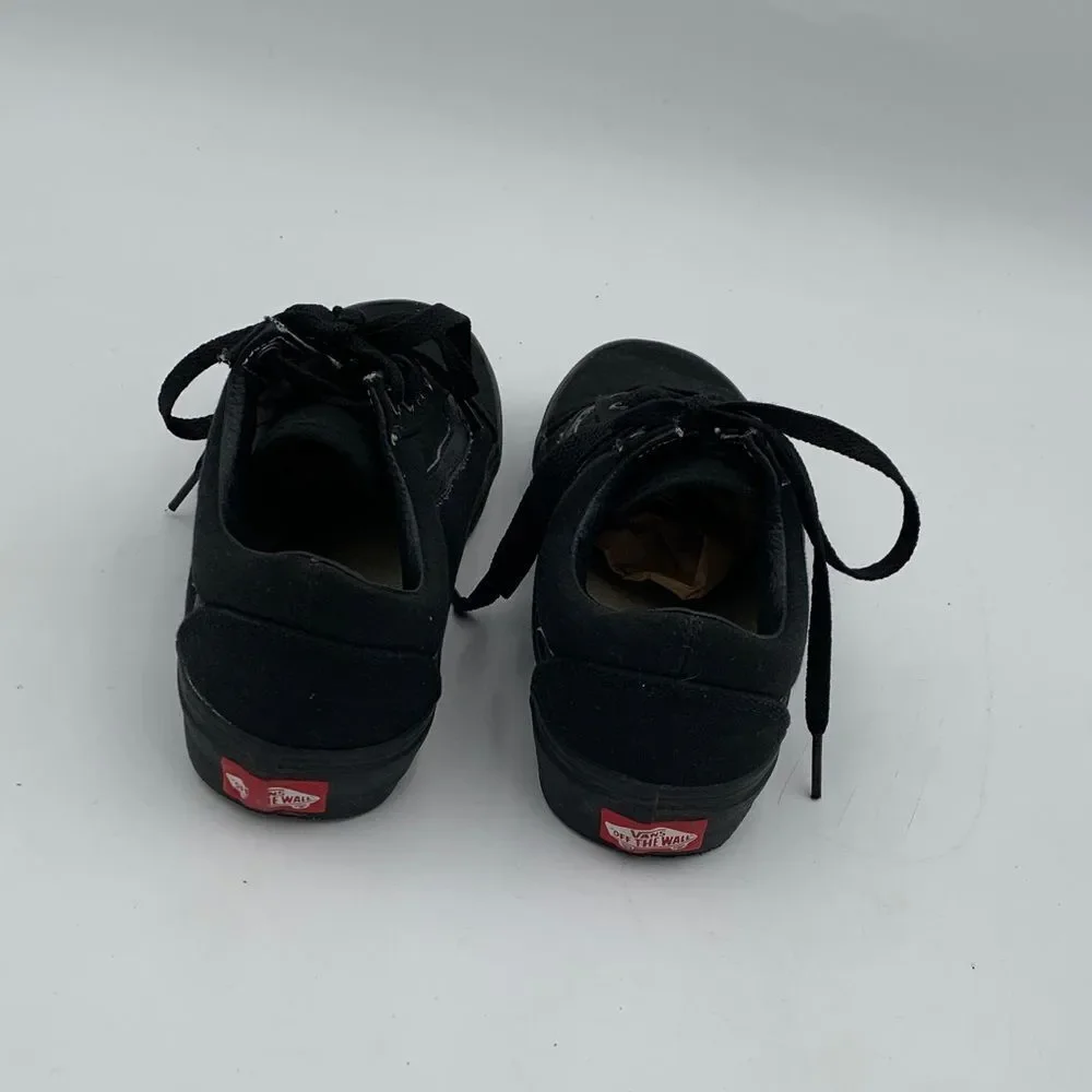 Vans Classic All-Black Low-Top Sneakers | Men’s Size 5 | Skate & Casual Shoes